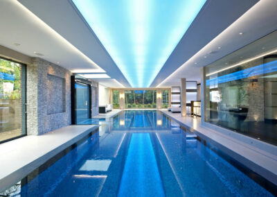 feature-wall-stoa-grey-silver-travertine-mosaic-waterfall-feature-swimming-pool-london-basement