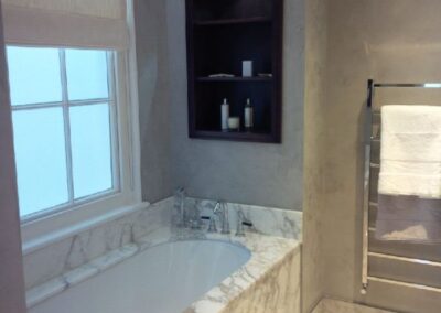 london-white-marble-bathroom-calacatta-vagli