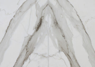 marble-bathroom-calacatta-borghini-bookmatching