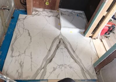 marble-bathroom-calacatta-borghini-vanity-unit-wash-stand-london-bookmatching