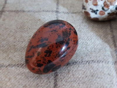 mahogany-obsidian-egg