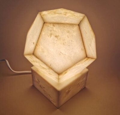 white-onyx-table-lamp