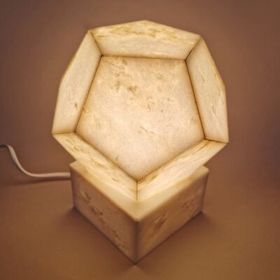 white-onyx-table-lamp